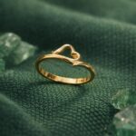 انگشتر کج قلب